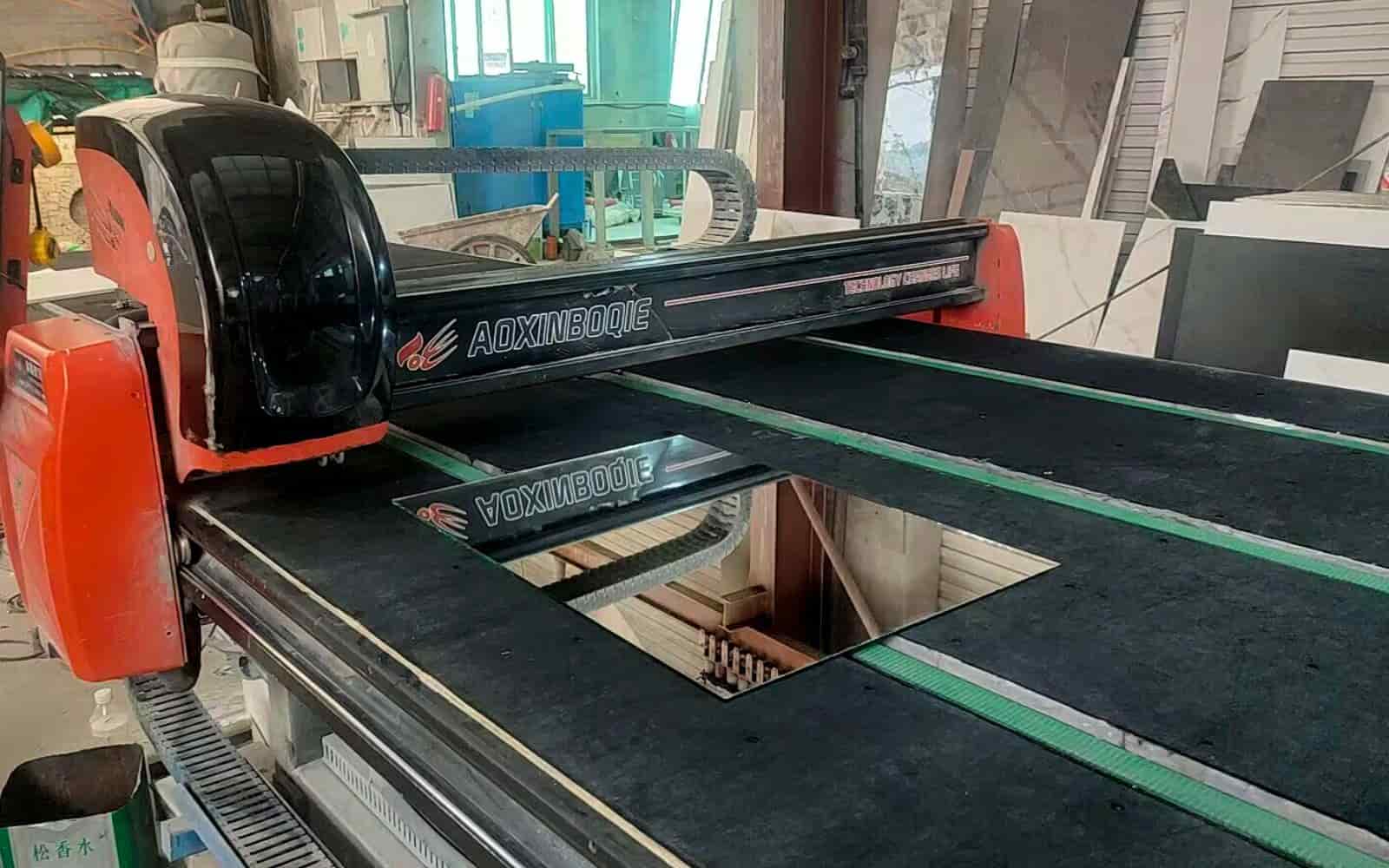 mirror mirror hair salon