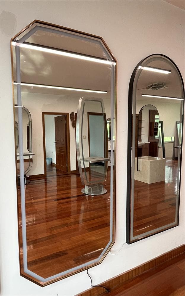 salon mirror mirror