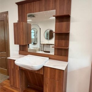 barber station with sink